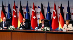 davutoglu-merkel-ve-tusk-tan-ortak-aciklama-6923765