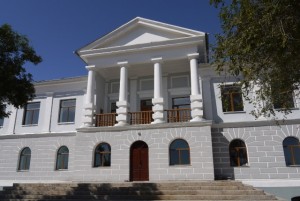 カラガンダに残る「カルラグ」本部跡。現在は博物館として使用されている。