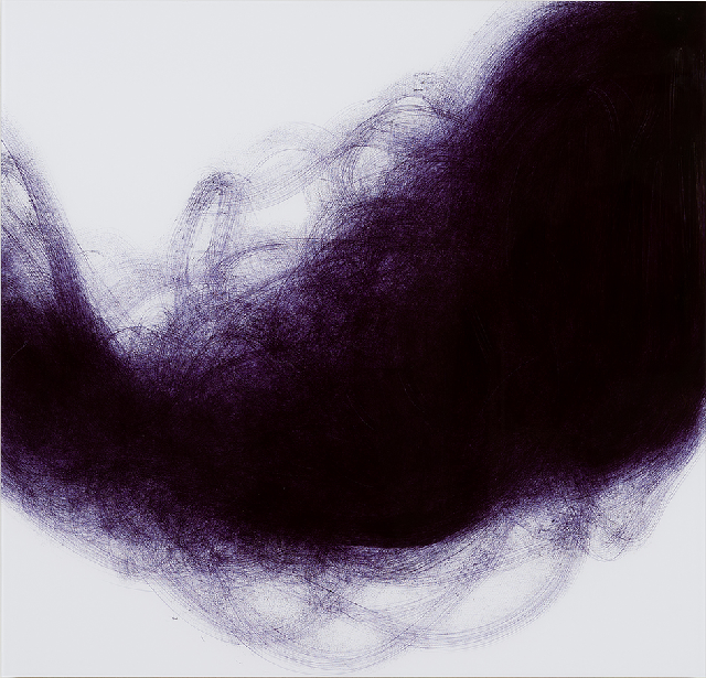 《Dark Ocean, Yellow Sea》 2013年、紙に油性ボールペンで描画、900x937 mm 写真:長塚秀人 提供:アートフロントギャラリー アートフロントギャラリー「椛田ちひろ:影をおりたたむ」展より
