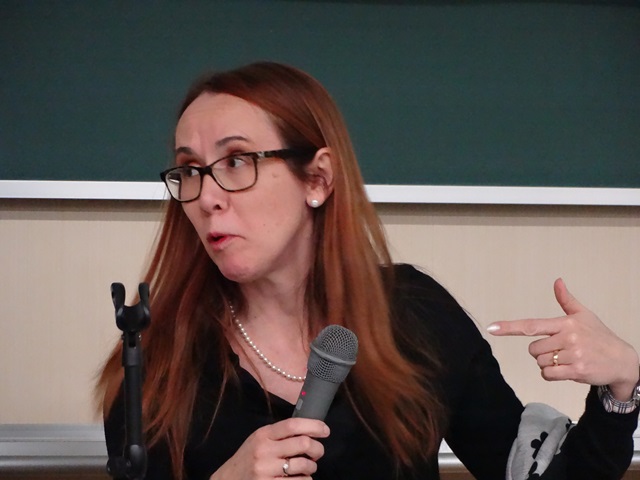 Sara Depedri氏