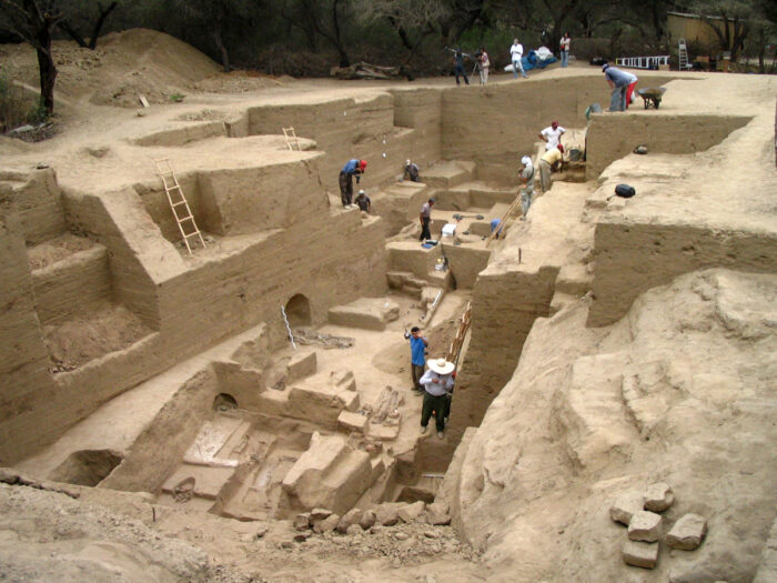 地中に残された物的痕跡から明らかにする歴史――南米先史時代の多民族