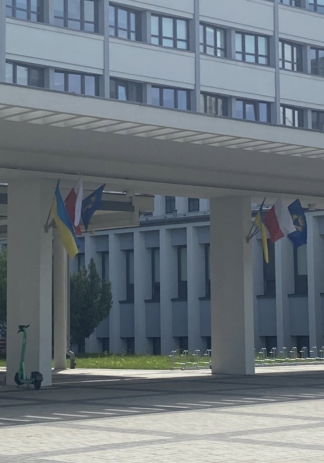 ロシアによるウクライナ侵攻に直面する隣国ポーランド ドゥダ大統領の歴史認識を基礎とした対露強硬論の形成 市川顕 Synodos