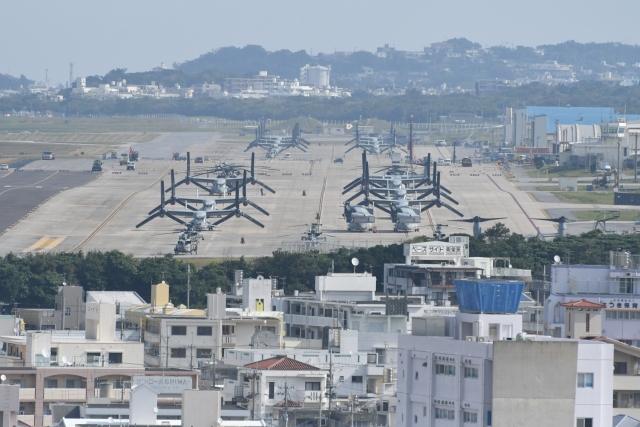 基地問題は日本の国内問題か ―沖縄返還50年、改めて問う―/川名 基地問題は日本の国内問題か ―沖縄返還50年、改めて問う―/川名